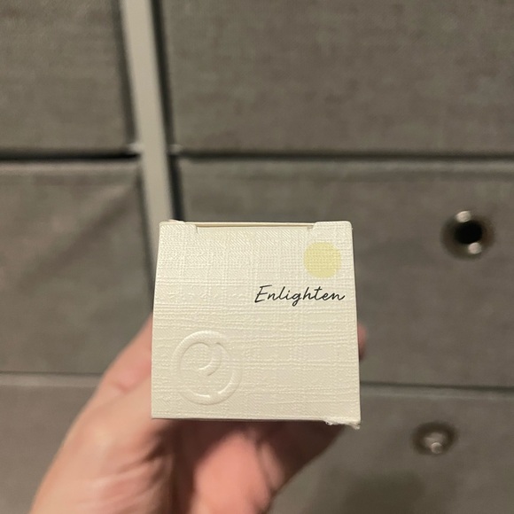 Rare Beauty Liquid Luminizer - Picture 4 of 7